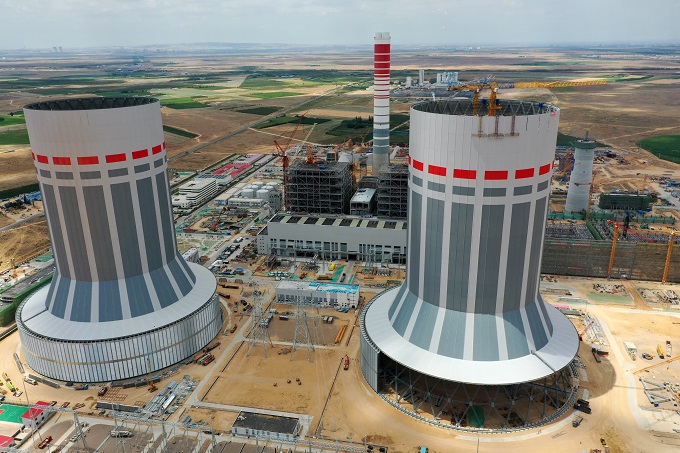 圖片3國電雙維電廠新建工程一期兩座百萬機(jī)組鋼結(jié)構(gòu)間冷塔順利完工 - 副本.jpg